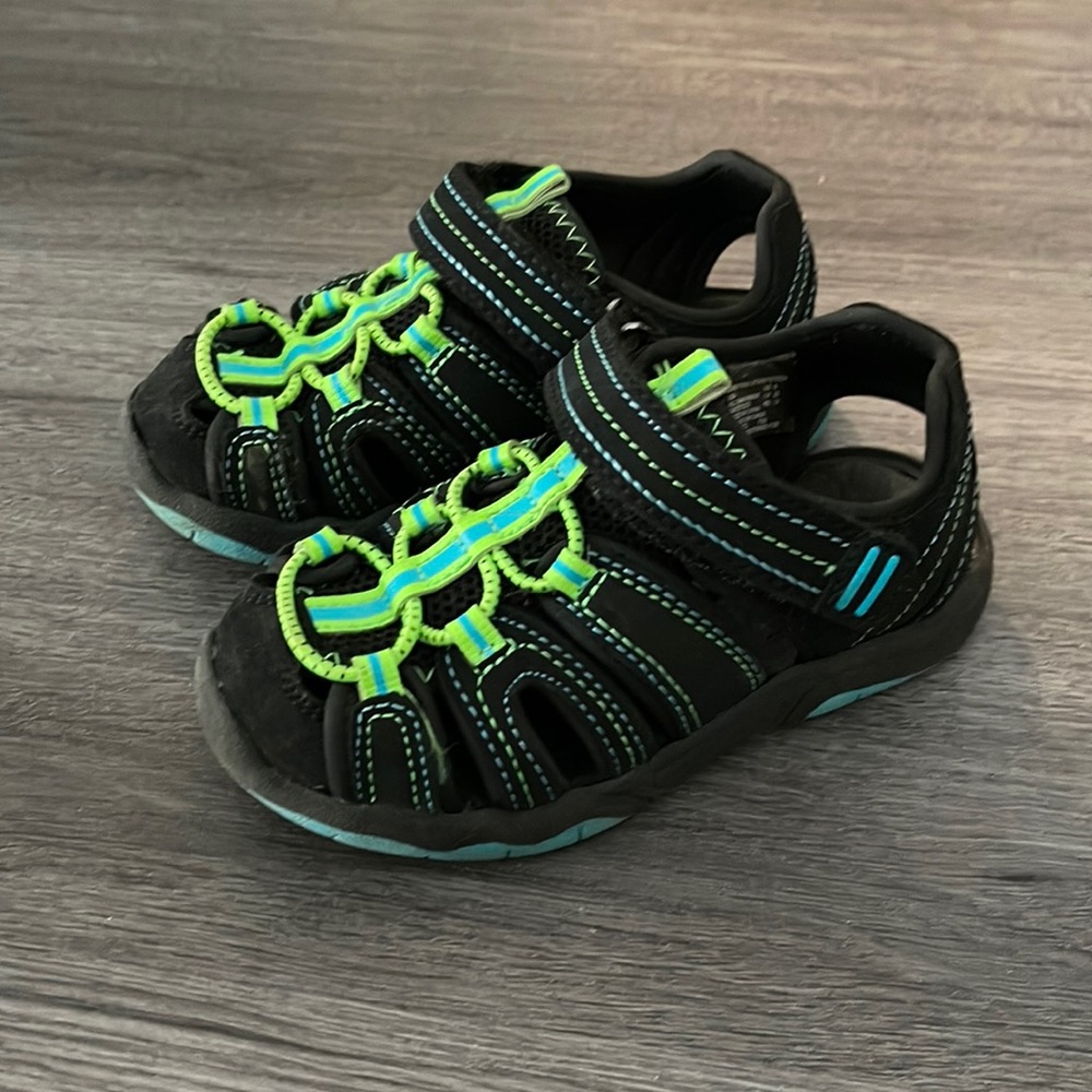 Wonder Nation Velcro Sandals